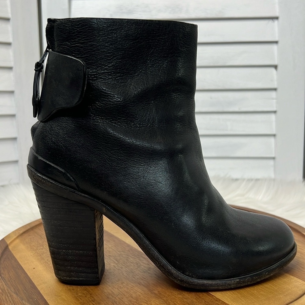 RAG & BONE l Newbury Black Leather Semi Pointed Toe Zipper Back 3" Heel Size 6 - Picture 1 of 12